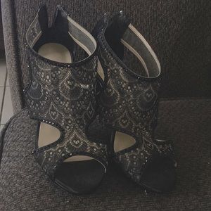 Caparro Heels (black)